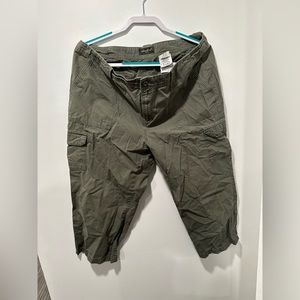 Eddie Bauer Capri Size 16